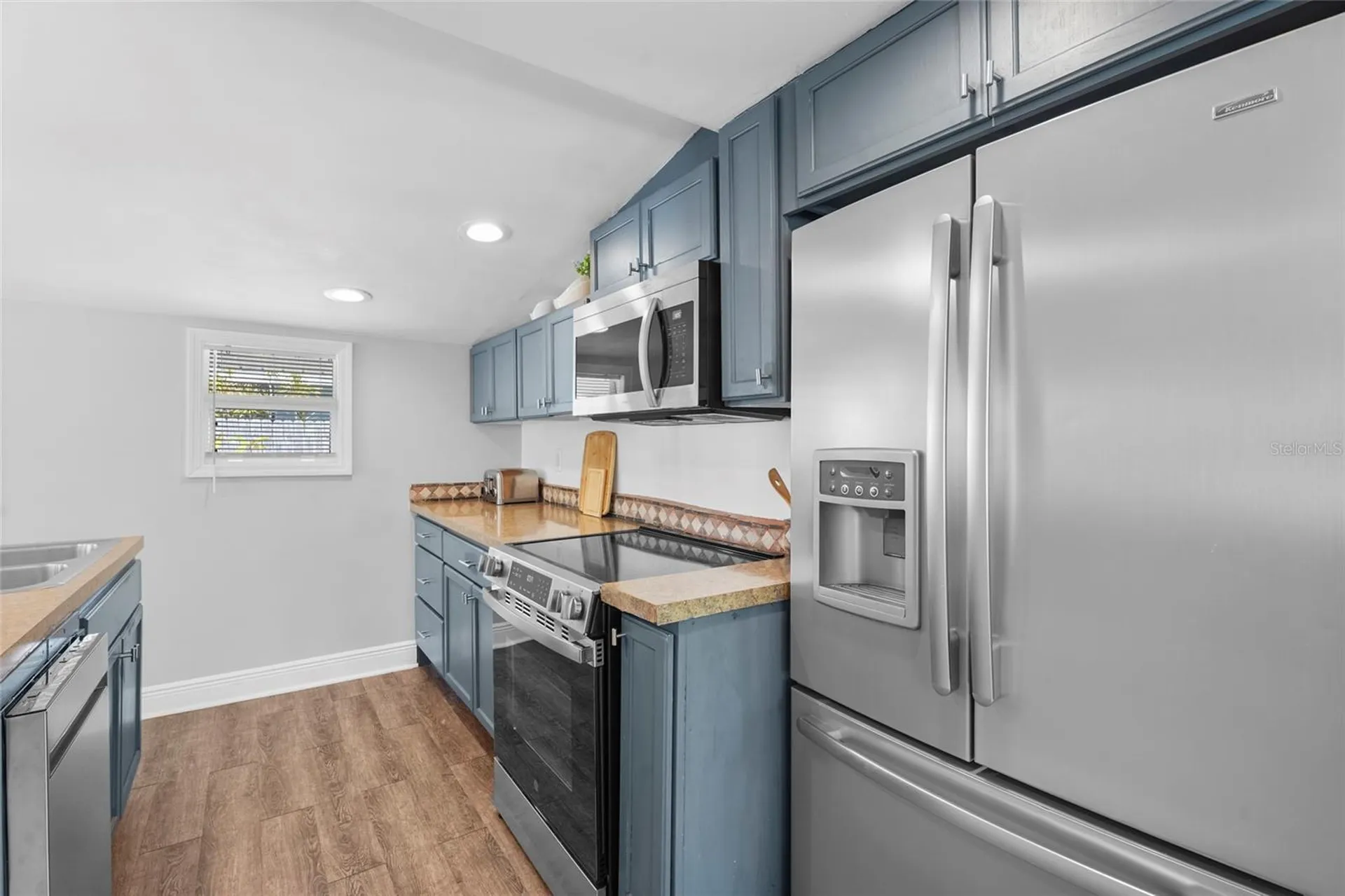 2705 2nd Avenue W Bradenton FL 34205