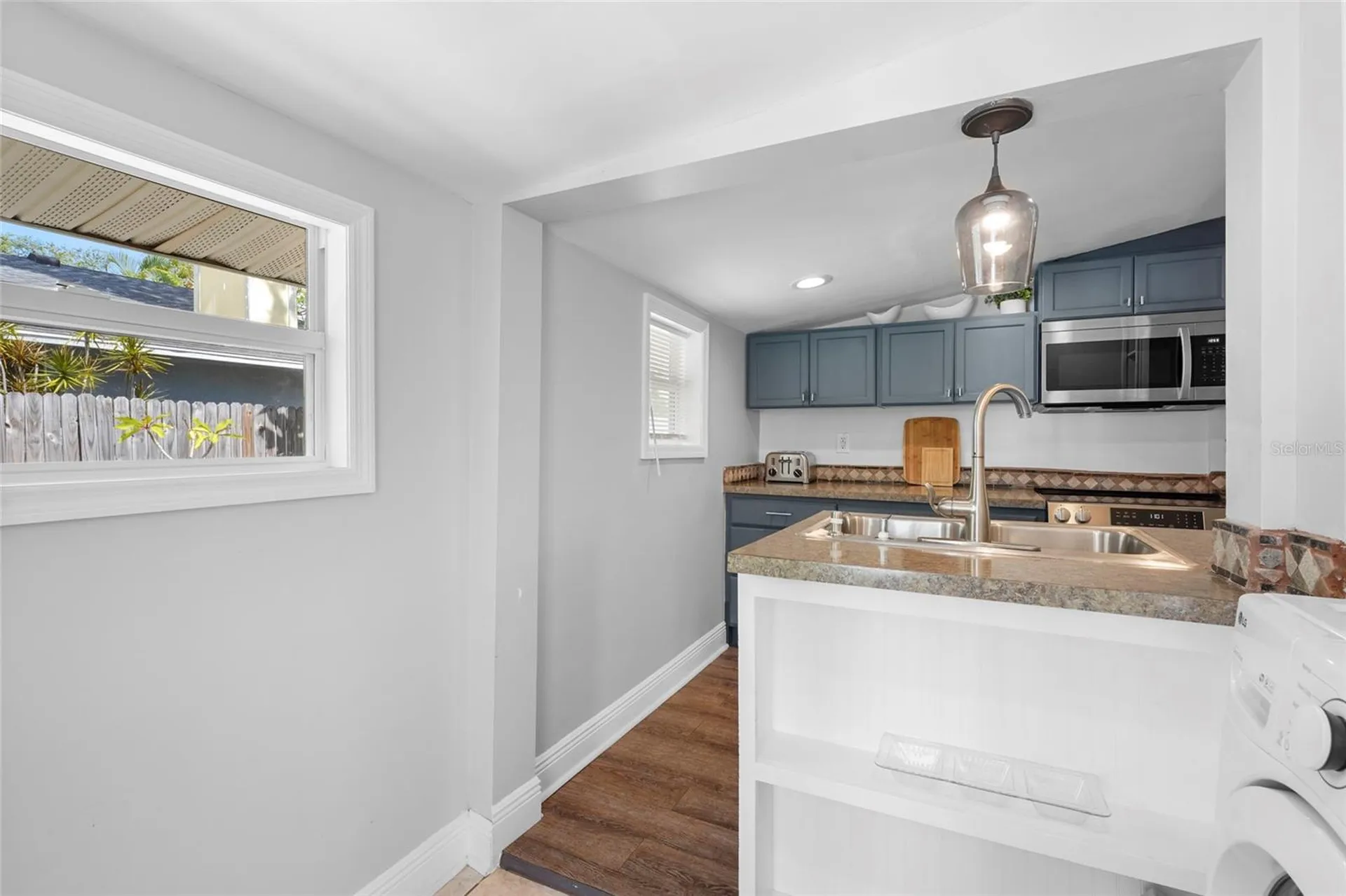 2705 2nd Avenue W Bradenton FL 34205