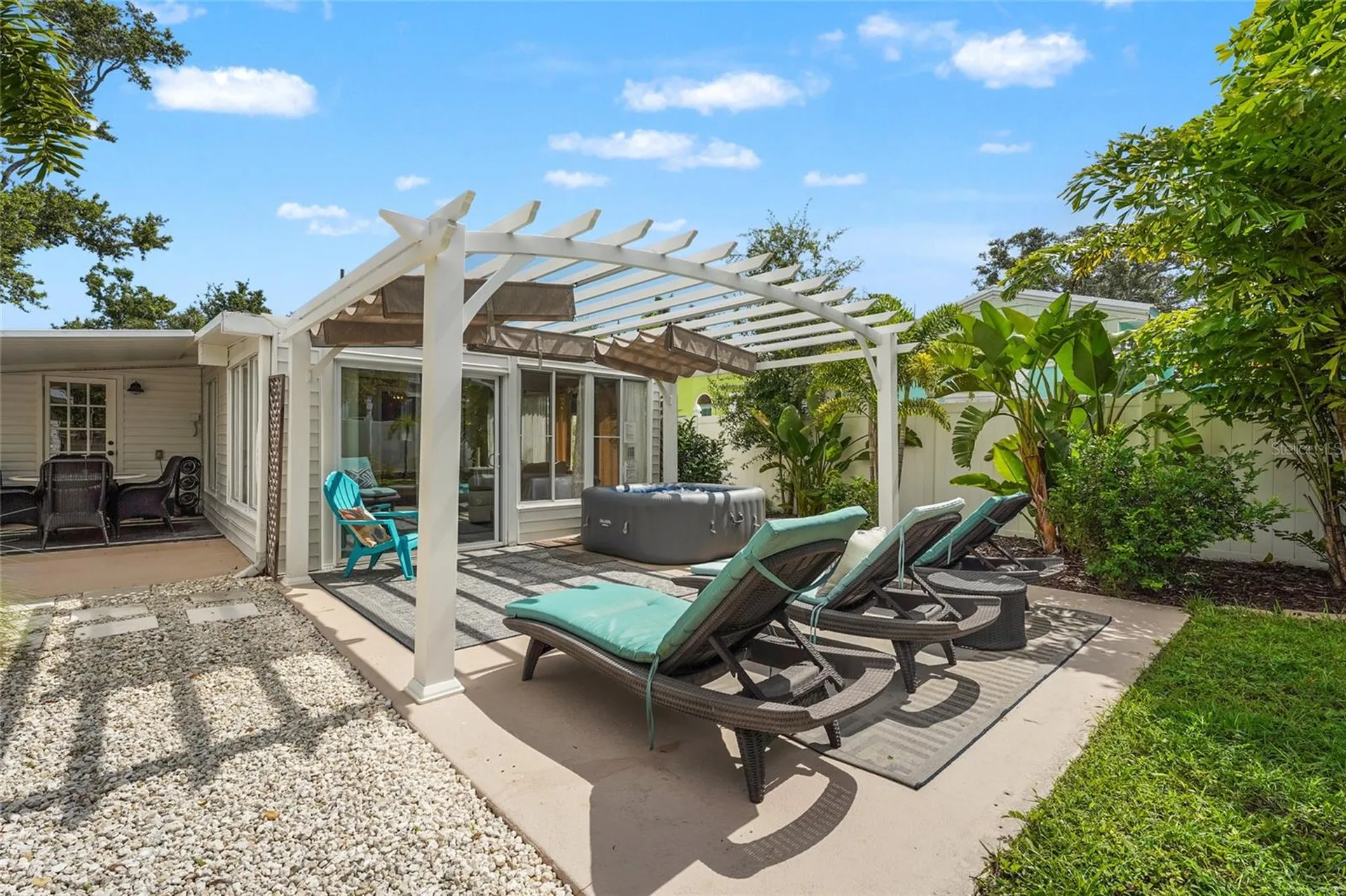 2705 2nd Avenue W Bradenton FL 34205