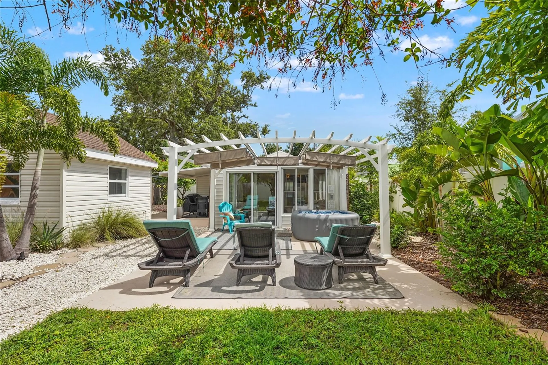 2705 2nd Avenue W Bradenton FL 34205