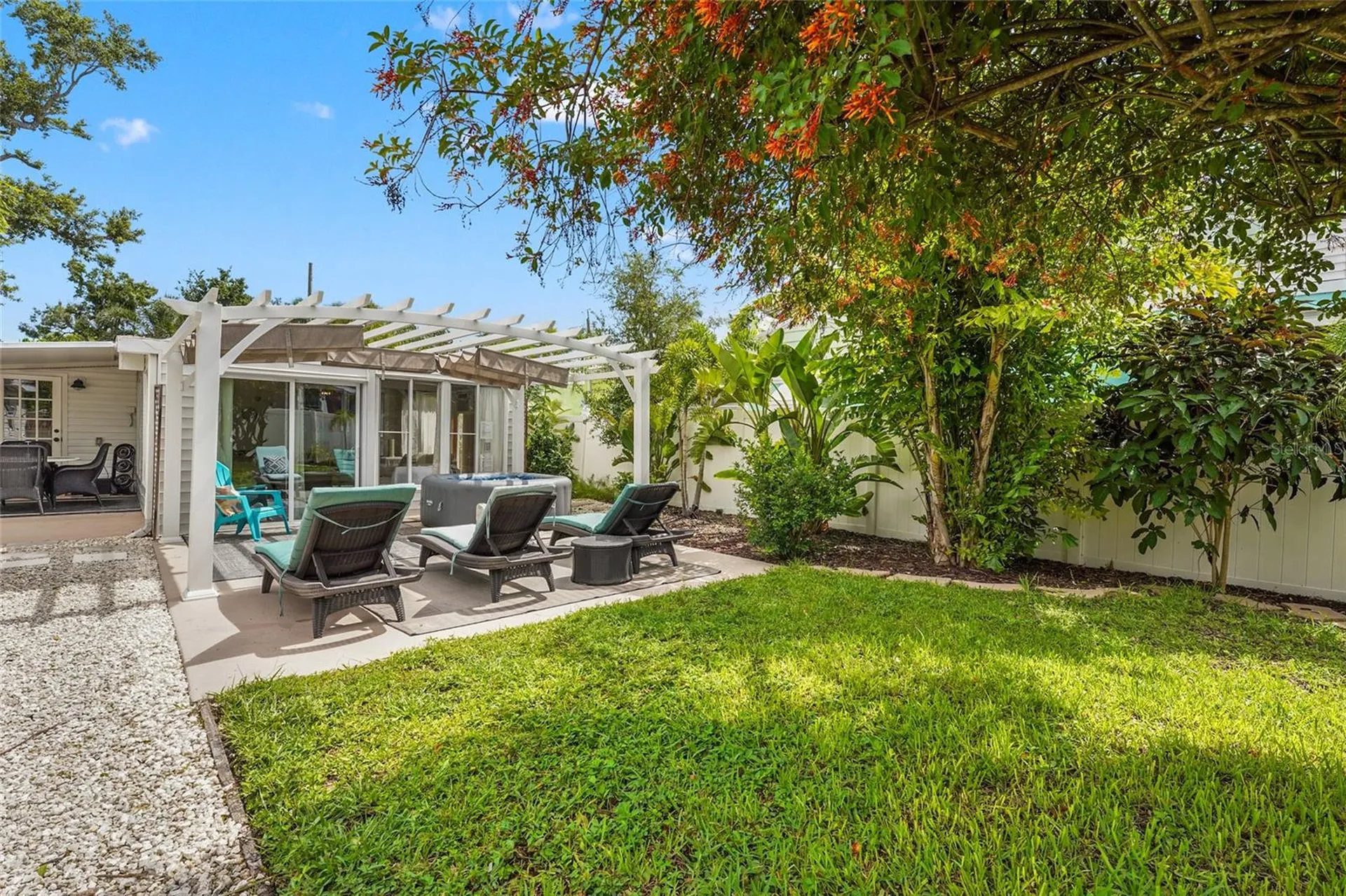 2705 2nd Avenue W Bradenton FL 34205