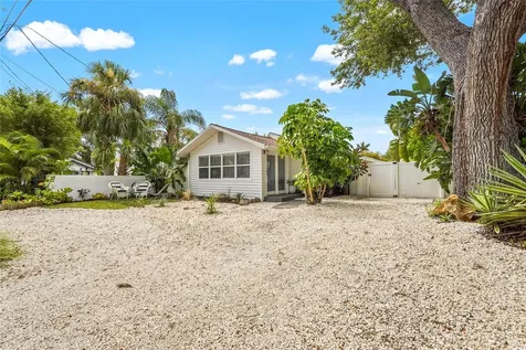 2705 2nd Avenue W Bradenton FL 34205