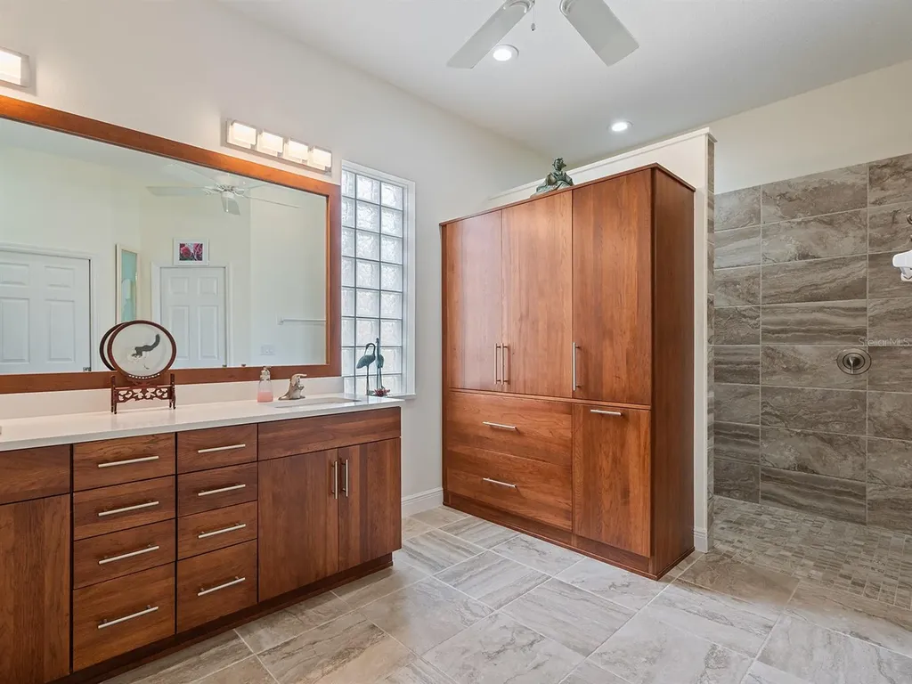 8348 Bridgeport Bay Circle Mount Dora FL 32757