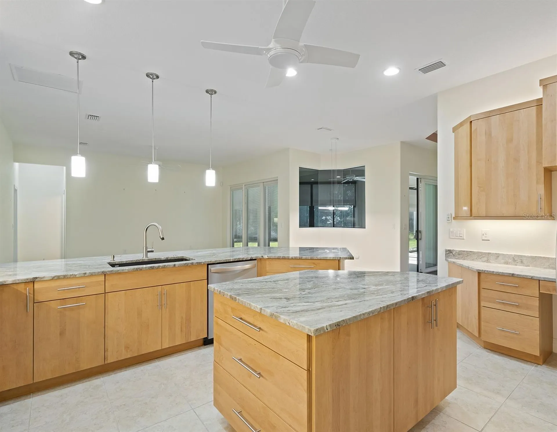 8348 Bridgeport Bay Circle Mount Dora FL 32757