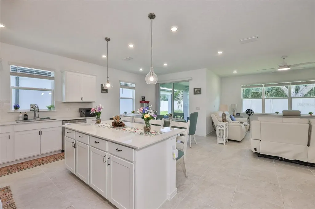 2948 Forest Meadow Avenue Valrico FL 33594