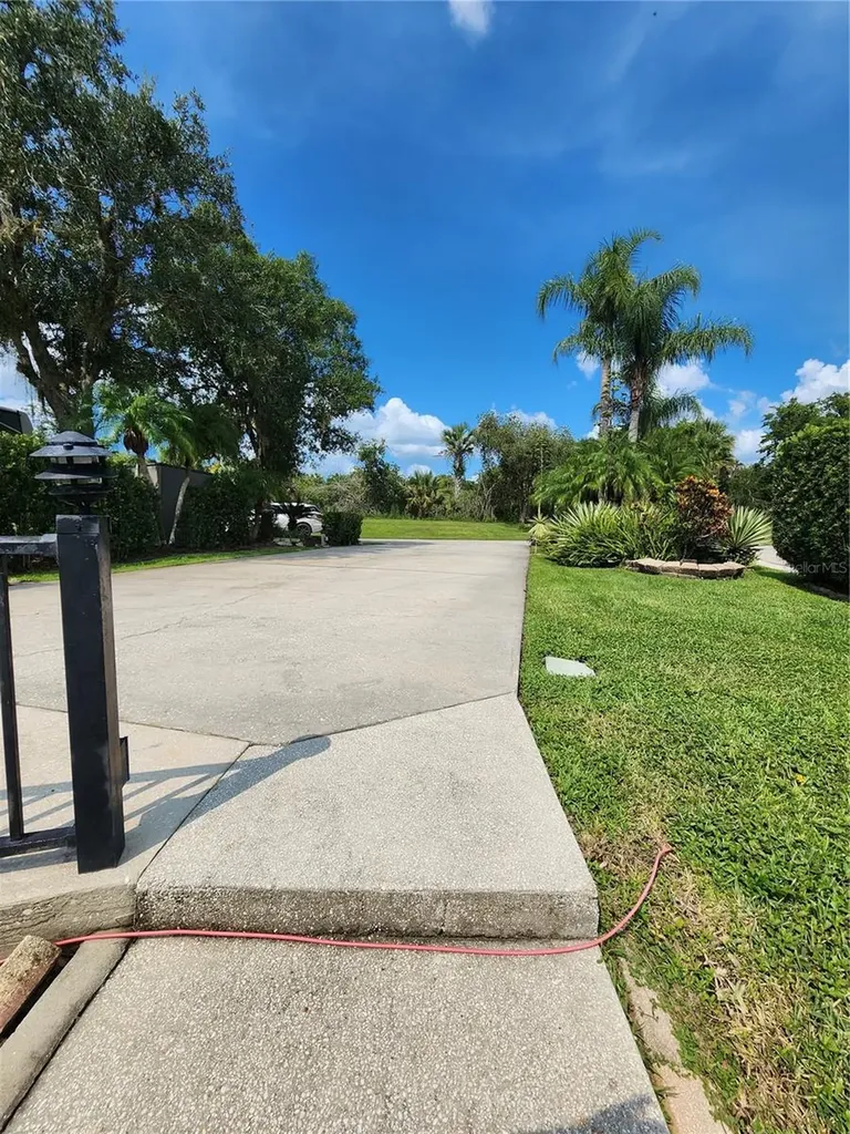 570 Waterway Drive Lake Wales FL 33898