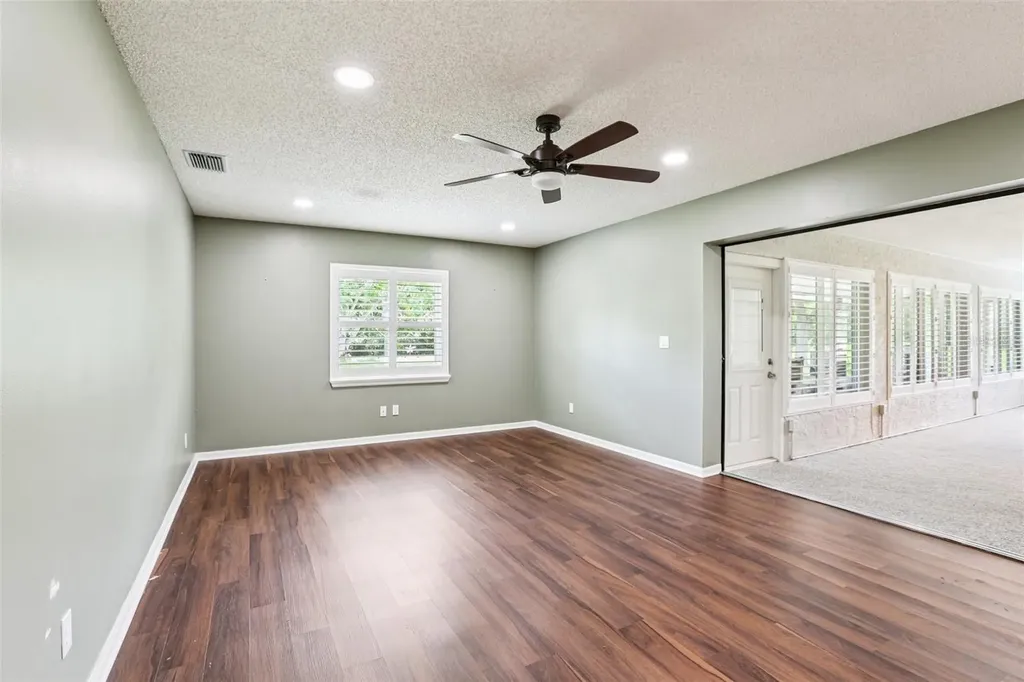 1812 New Bedford Drive Sun City Center FL 33573