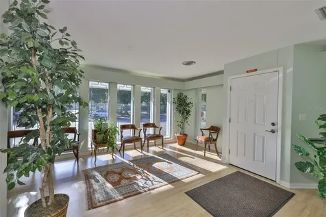 1033 7th Avenue N St Petersburg FL 33705