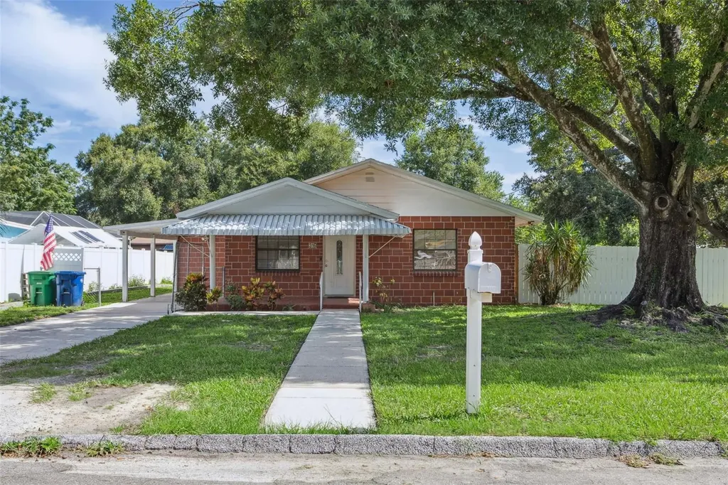 316 E Azalea Avenue Tampa FL 33612