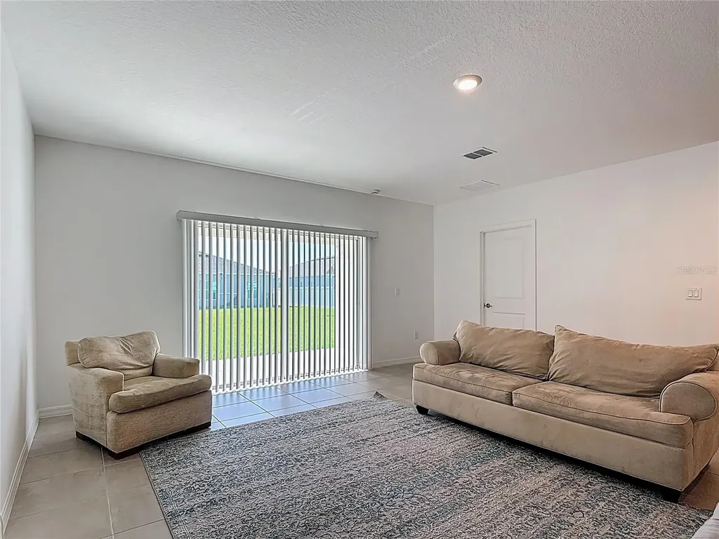 243 Amber Way Kissimmee FL 34758