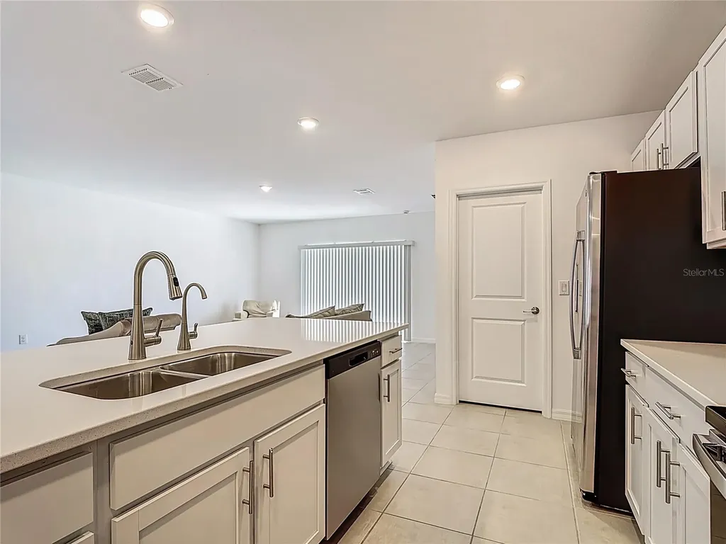 243 Amber Way Kissimmee FL 34758