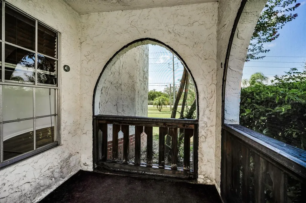 320 N Bayshore Boulevard Clearwater FL 33759