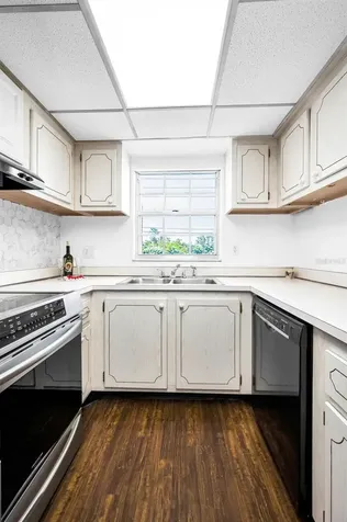 320 N Bayshore Boulevard Clearwater FL 33759