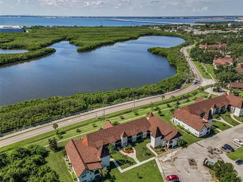 320 N Bayshore Boulevard Clearwater FL 33759