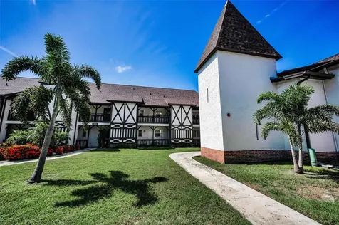 320 N Bayshore Boulevard Clearwater FL 33759