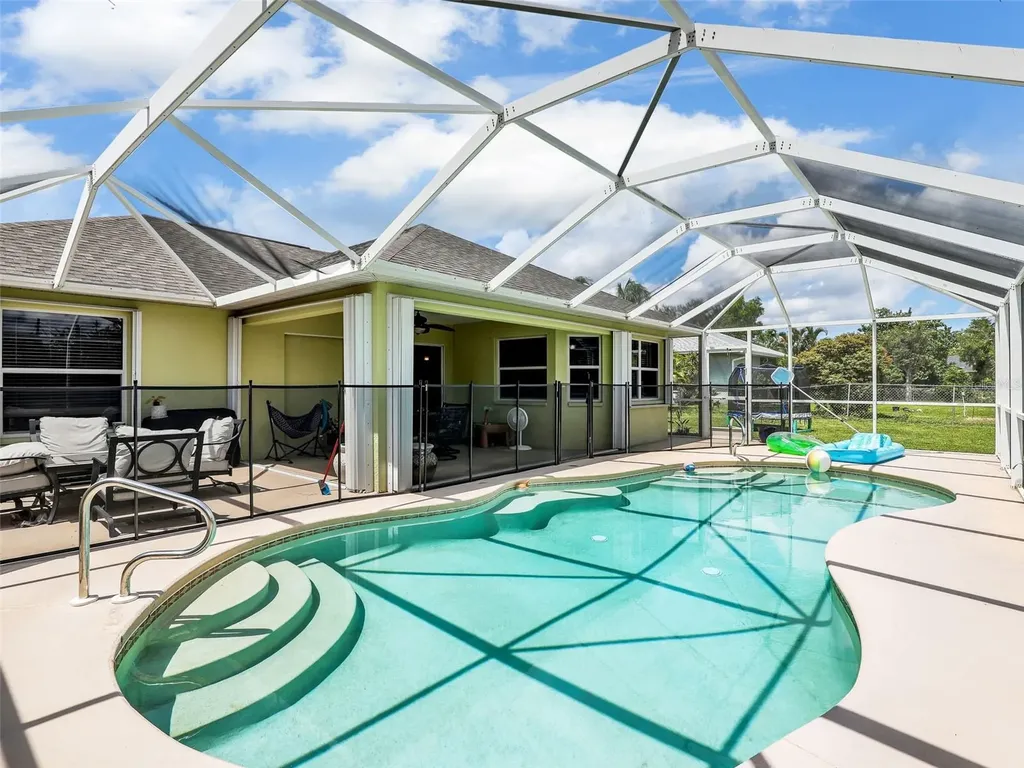 1335 SE 12th Street Cape Coral FL 33990