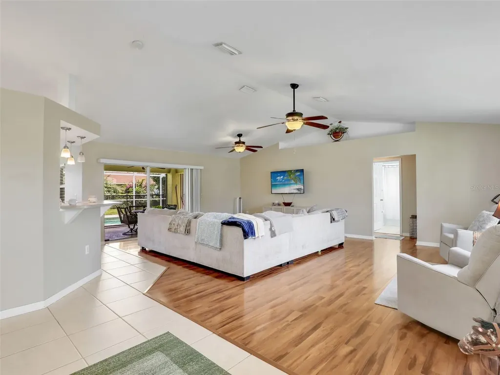 1335 SE 12th Street Cape Coral FL 33990