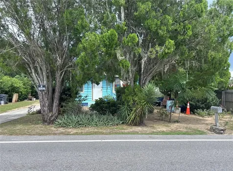 622 Pink Apartment Road Davenport FL 33837