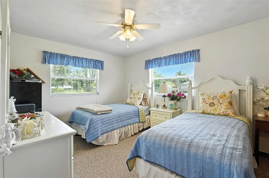 32721 Lake Eustis Drive Tavares FL 32778
