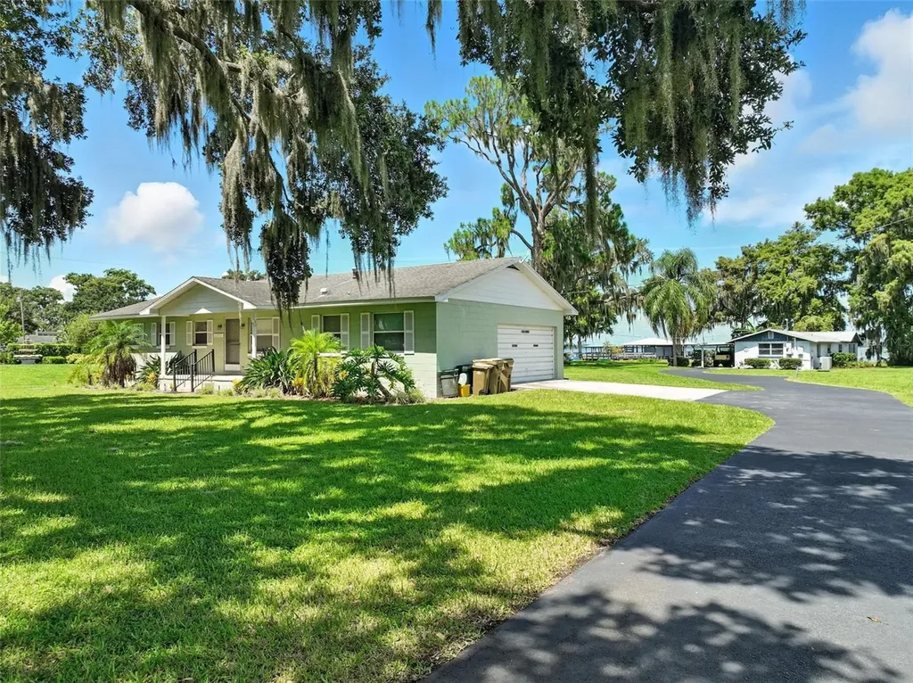 32721 Lake Eustis Drive Tavares FL 32778