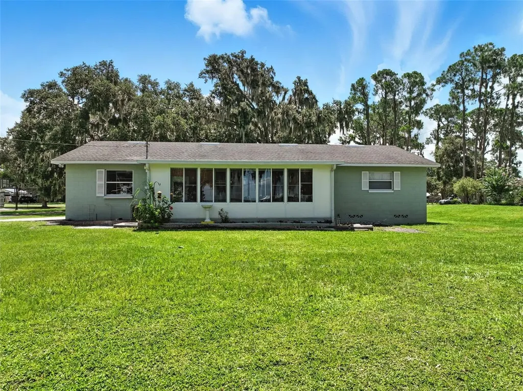 32721 Lake Eustis Drive Tavares FL 32778