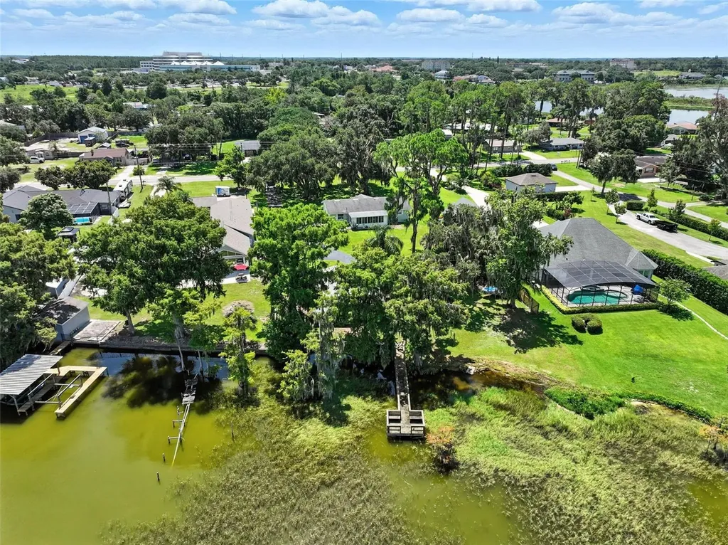 32721 Lake Eustis Drive Tavares FL 32778