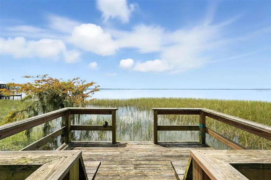 32721 Lake Eustis Drive Tavares FL 32778