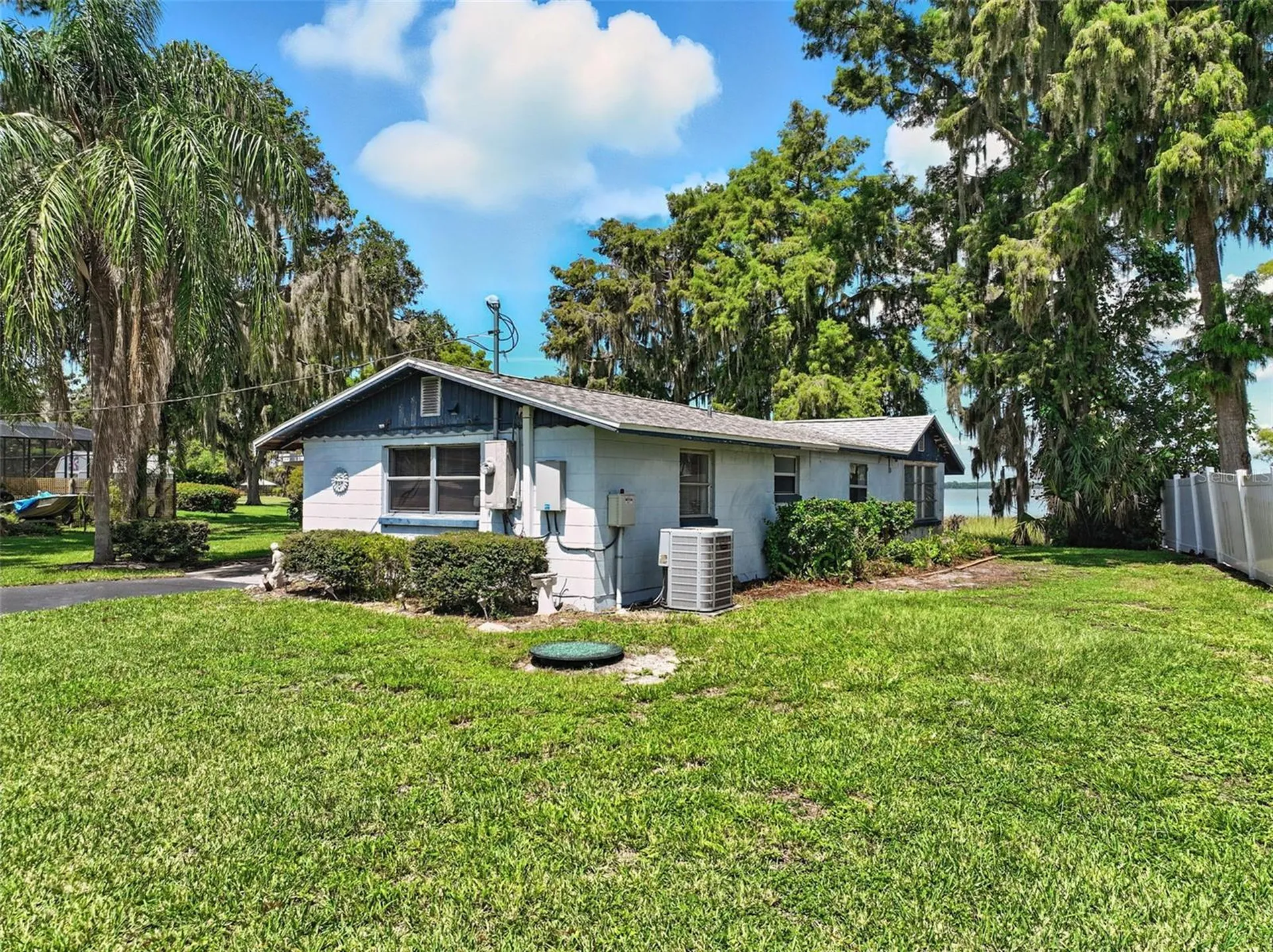 32721 Lake Eustis Drive Tavares FL 32778