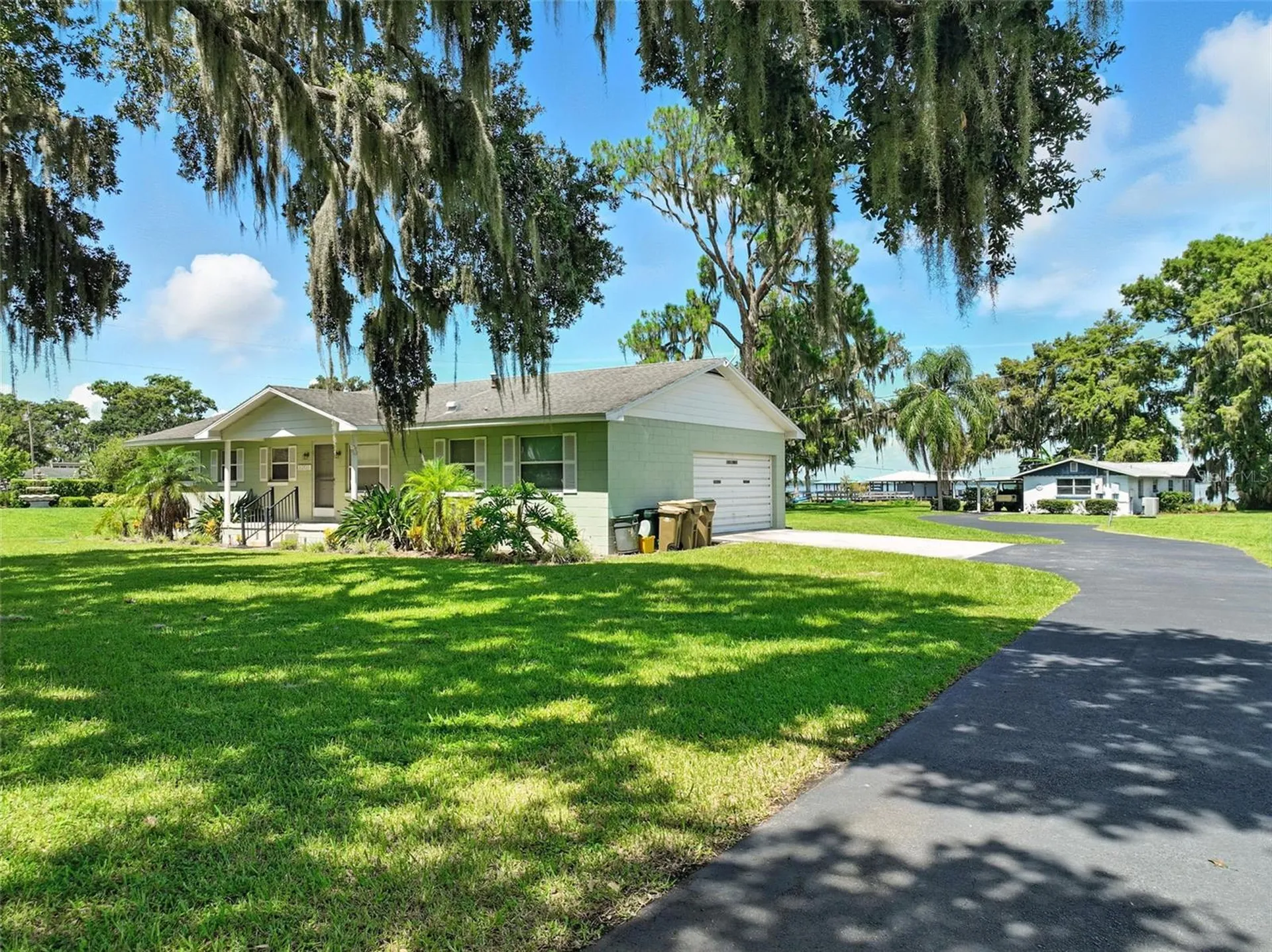 32721 Lake Eustis Drive Tavares FL 32778