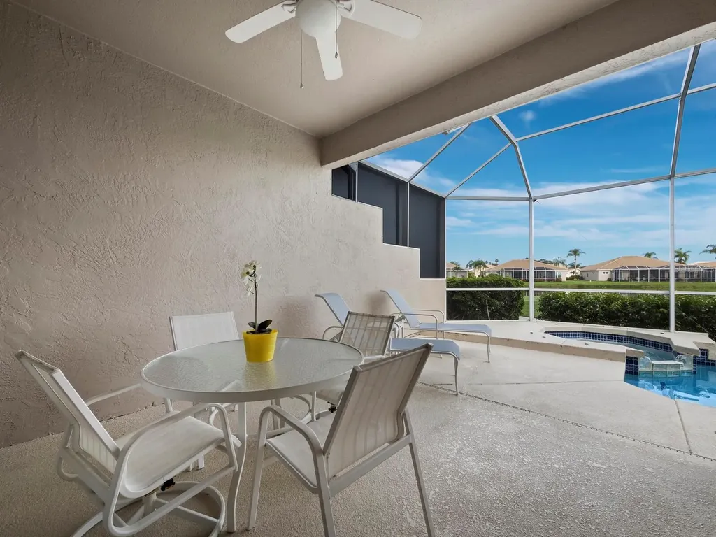 9492 Forest Hills Circle Sarasota FL 34238