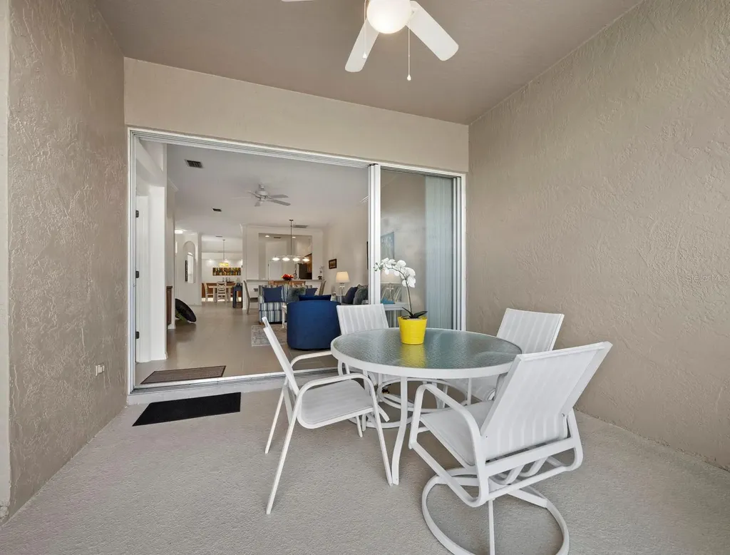 9492 Forest Hills Circle Sarasota FL 34238