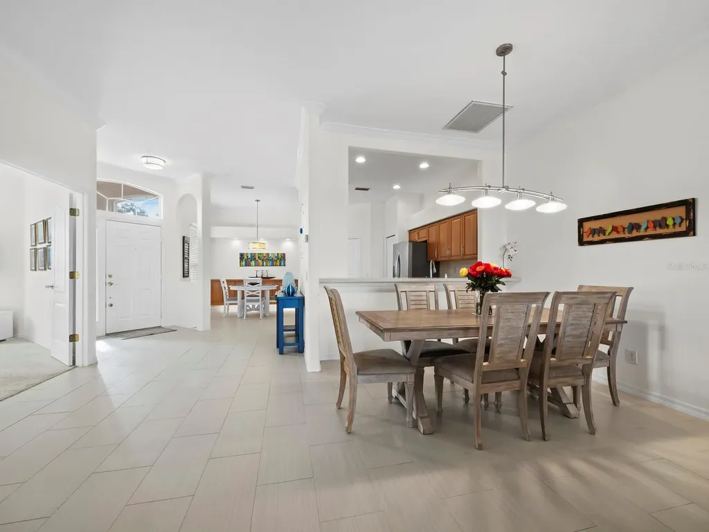 9492 Forest Hills Circle Sarasota FL 34238
