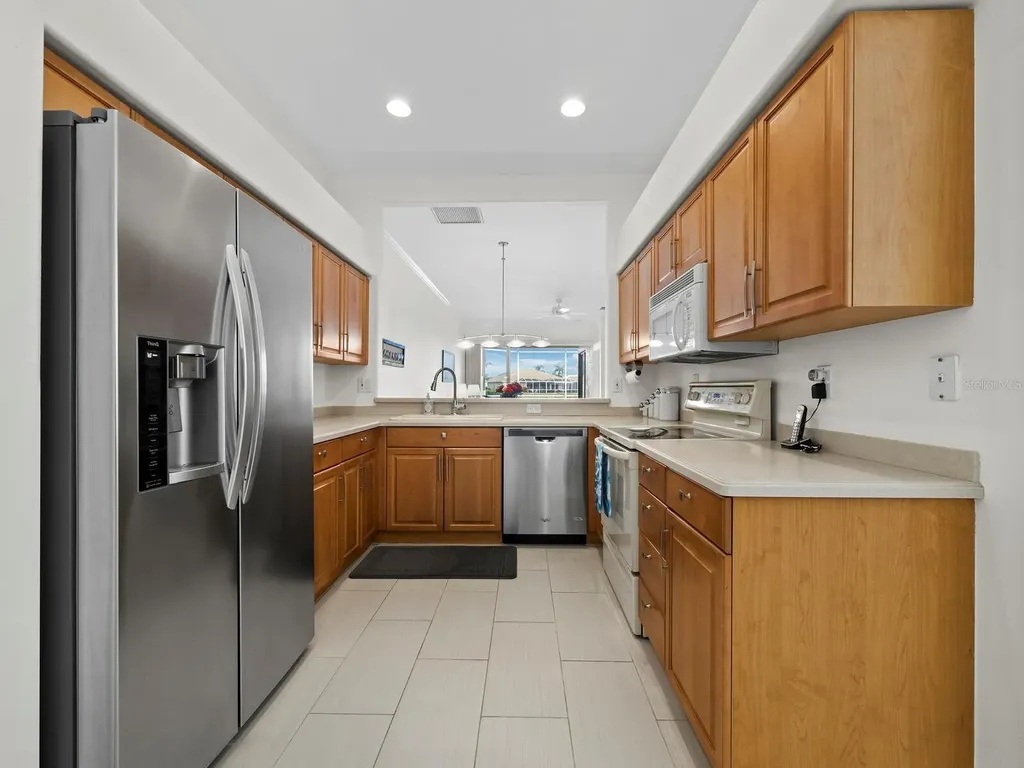 9492 Forest Hills Circle Sarasota FL 34238