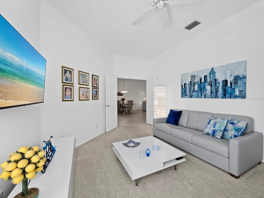 9492 Forest Hills Circle Sarasota FL 34238