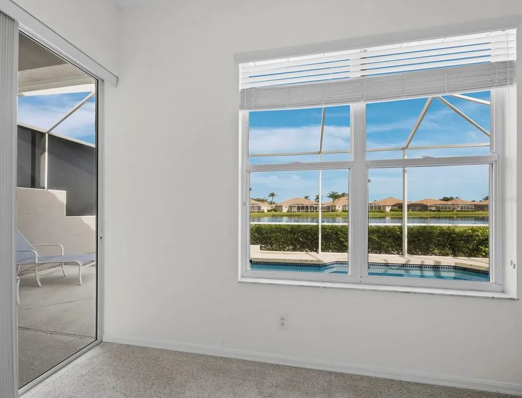 9492 Forest Hills Circle Sarasota FL 34238