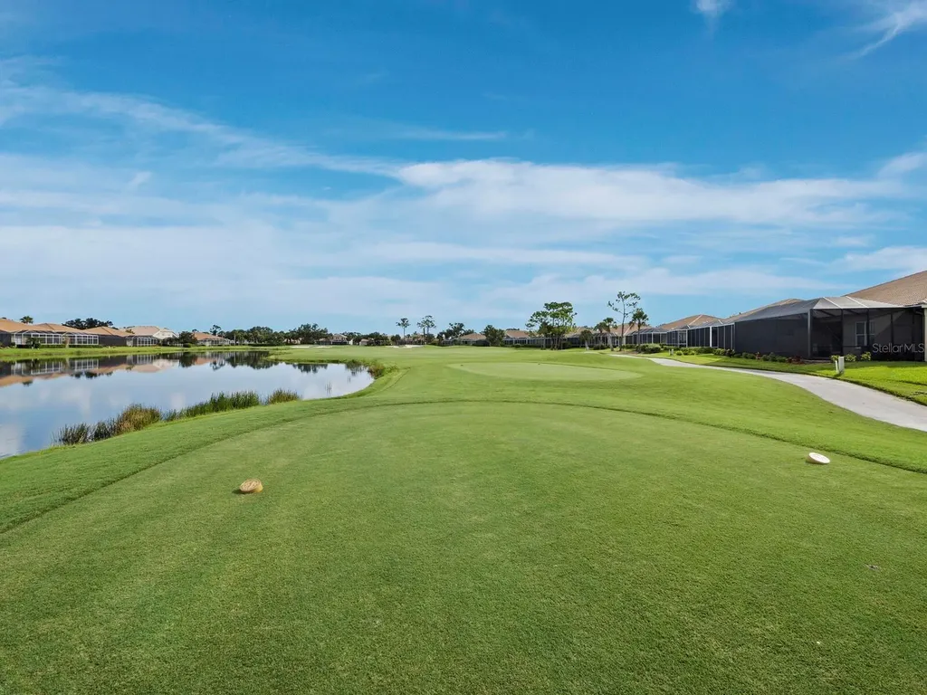9492 Forest Hills Circle Sarasota FL 34238