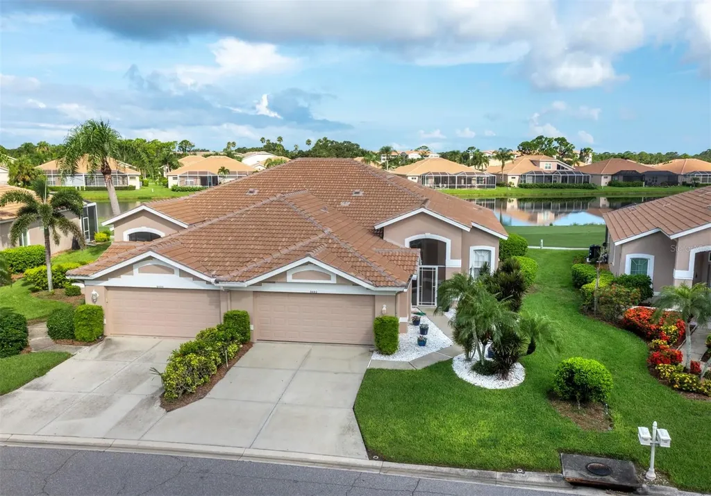 9492 Forest Hills Circle Sarasota FL 34238