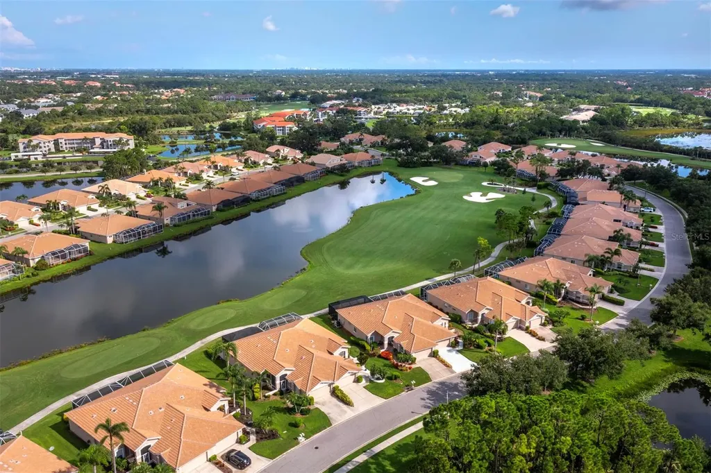 9492 Forest Hills Circle Sarasota FL 34238