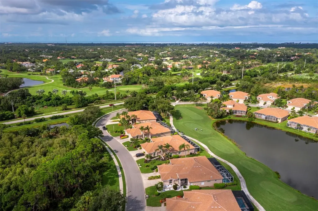 9492 Forest Hills Circle Sarasota FL 34238