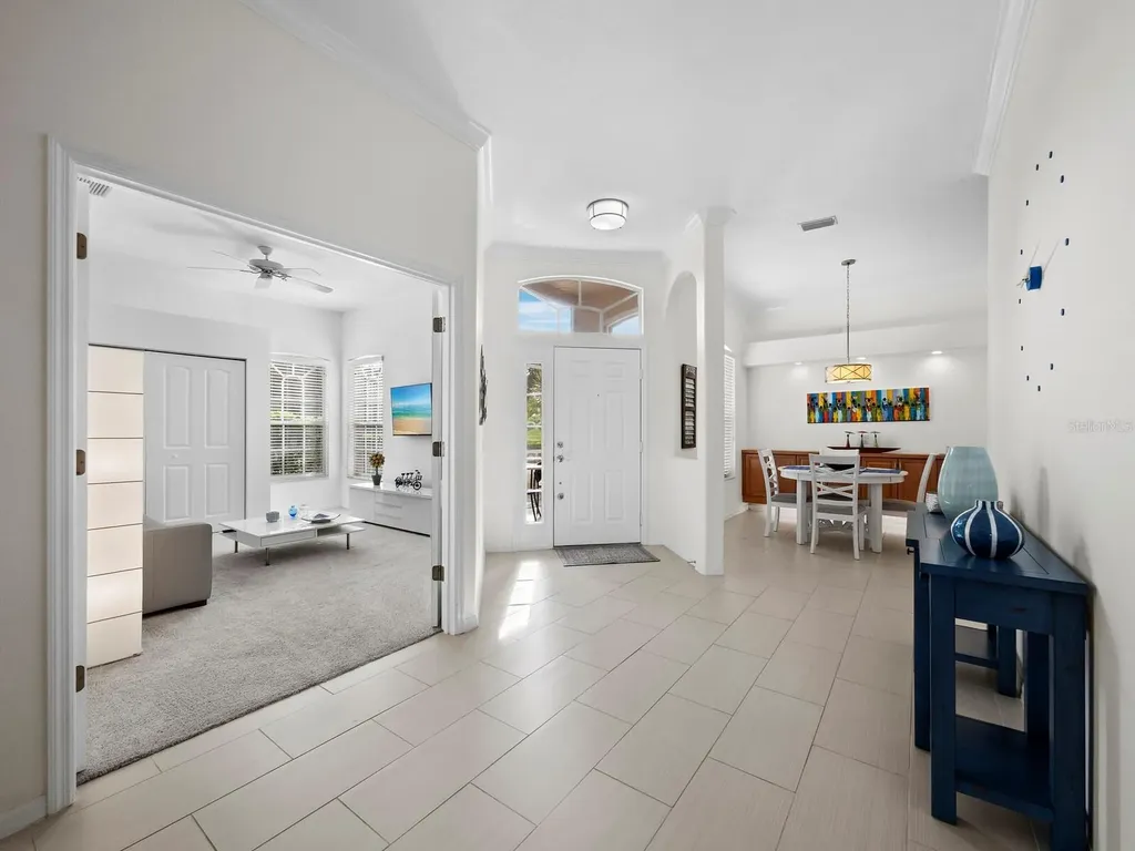 9492 Forest Hills Circle Sarasota FL 34238