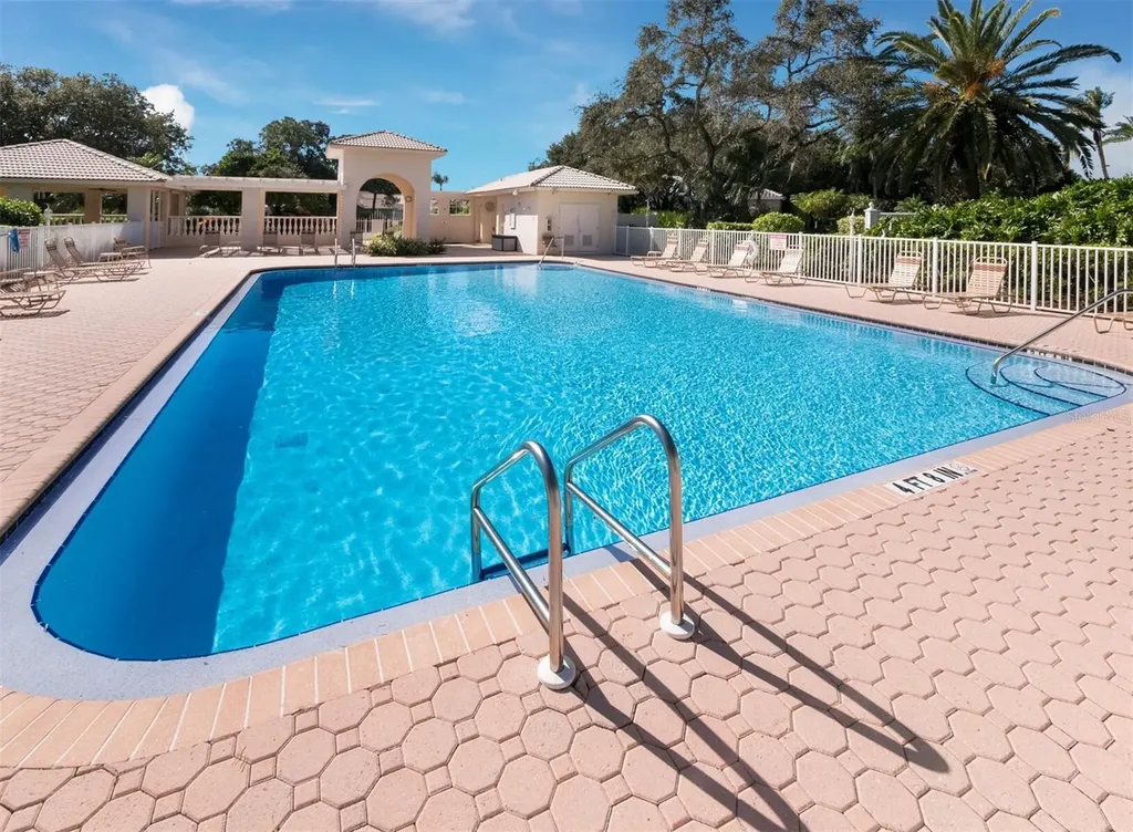 9492 Forest Hills Circle Sarasota FL 34238