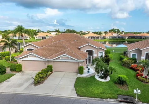 9492 Forest Hills Circle Sarasota FL 34238