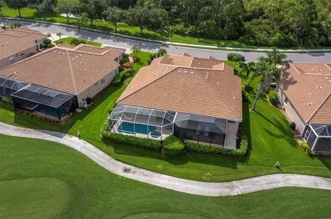9492 Forest Hills Circle Sarasota FL 34238