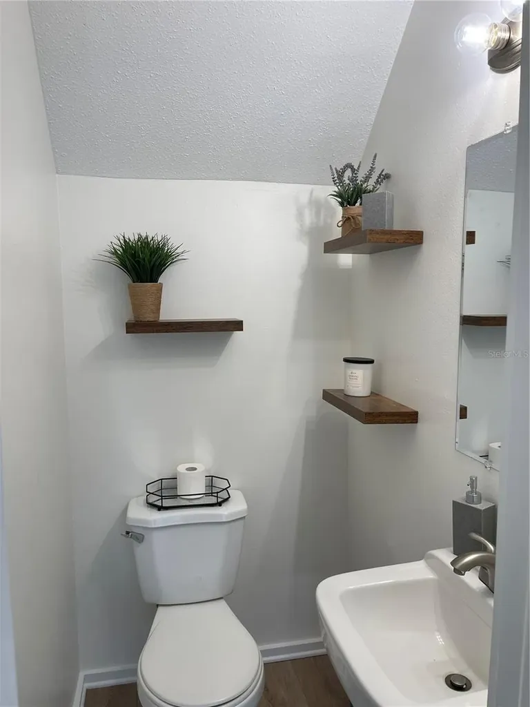722 65th Avenue E Bradenton FL 34203