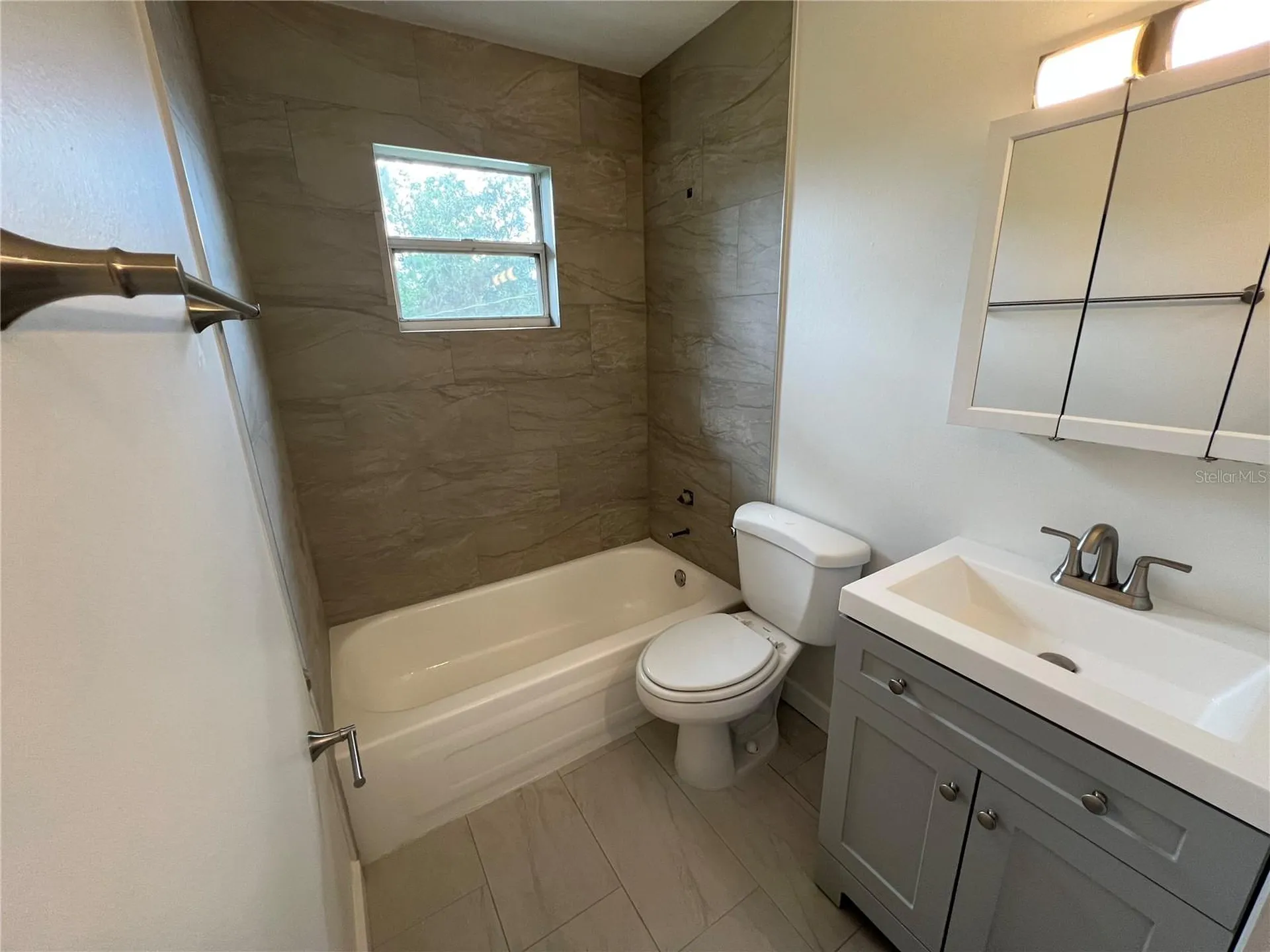 722 65th Avenue E Bradenton FL 34203