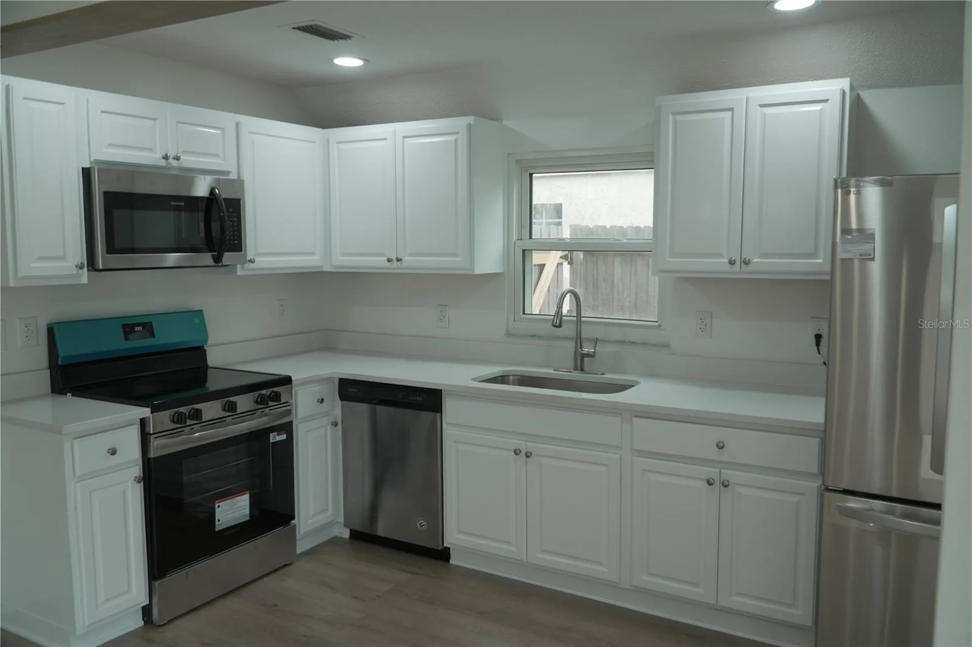 722 65th Avenue E Bradenton FL 34203