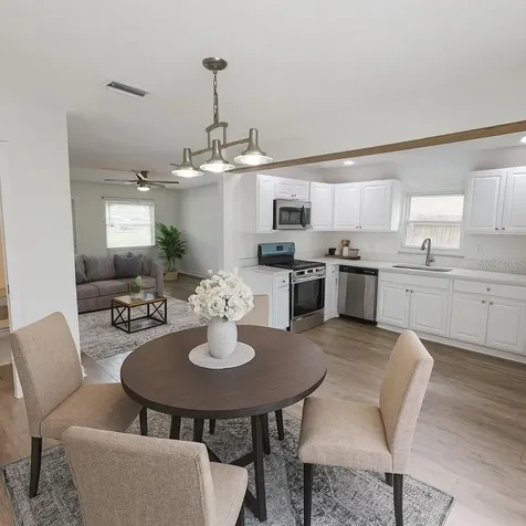 722 65th Avenue E Bradenton FL 34203