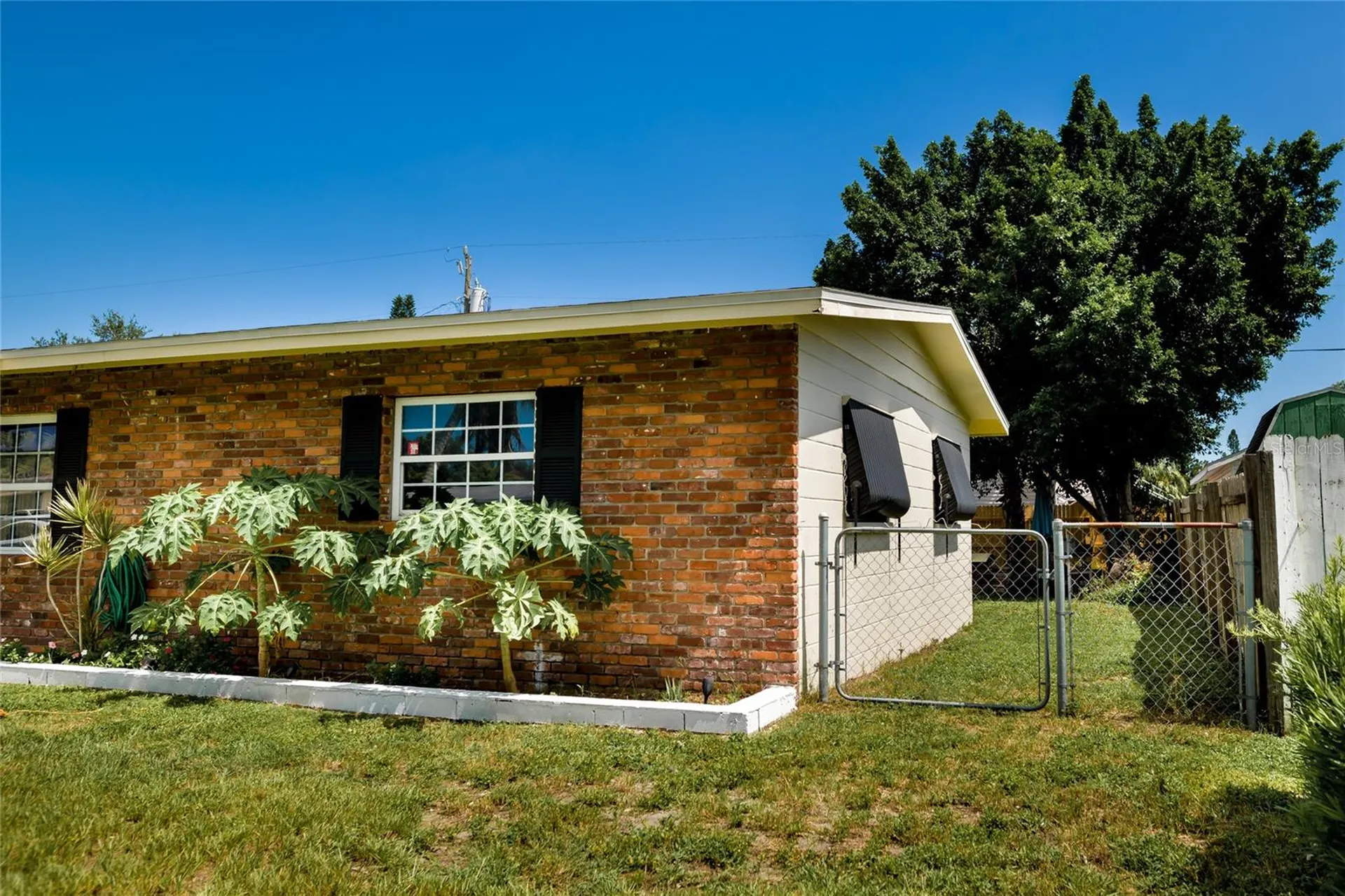 2106 25th Avenue W Bradenton FL 34205