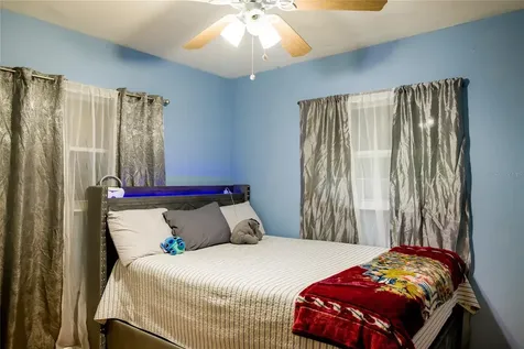 2106 25th Avenue W Bradenton FL 34205