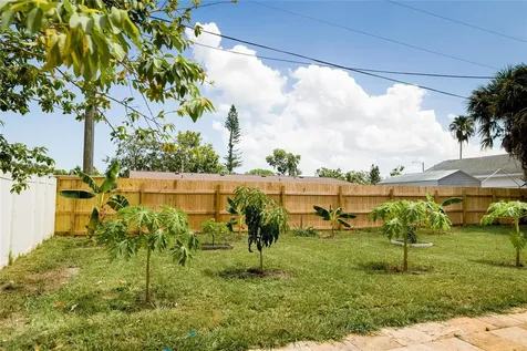 2106 25th Avenue W Bradenton FL 34205